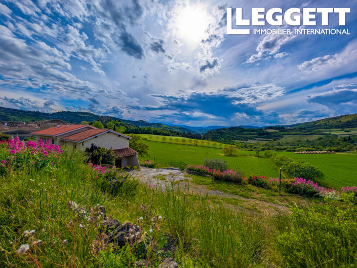 Image No.10-3 Bed House for sale