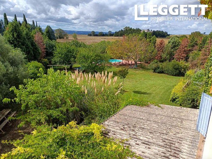 Image No.2-11 Bed House for sale