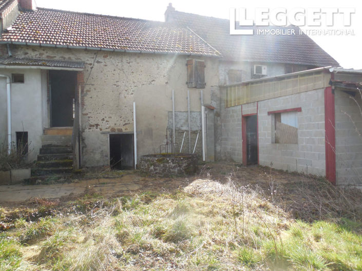 Image No.10-3 Bed House for sale