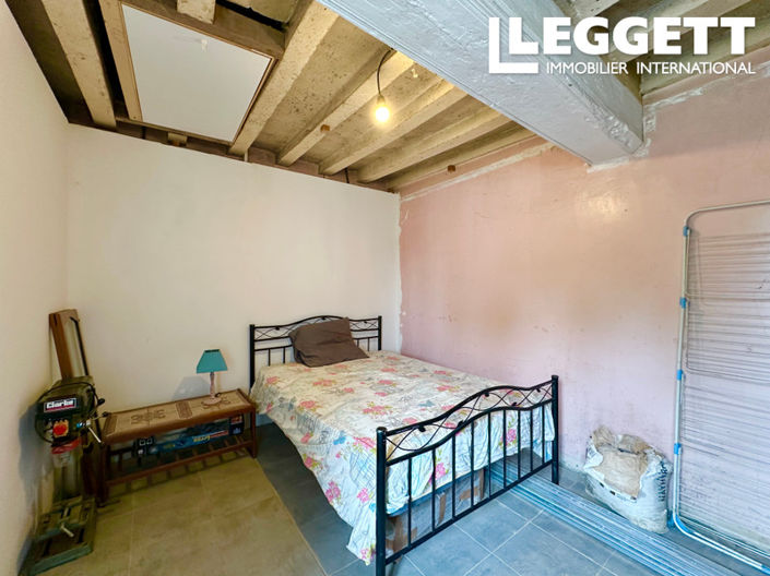 Image No.5-2 Bed House for sale