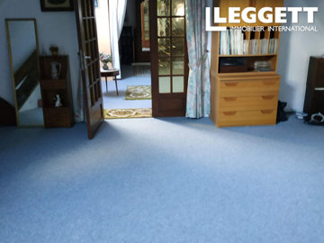 ahr0chm6ly9jzg4uagvzdglhlmltbw8vaw1hz2uvvevom