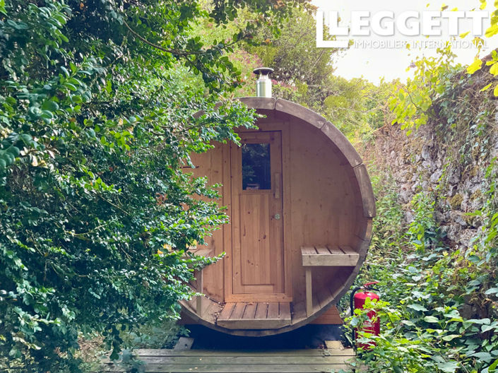 Image No.3-9 Bed House for sale