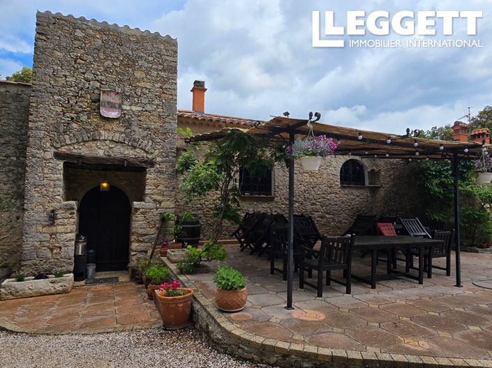 Image No.6-10 Bed House for sale