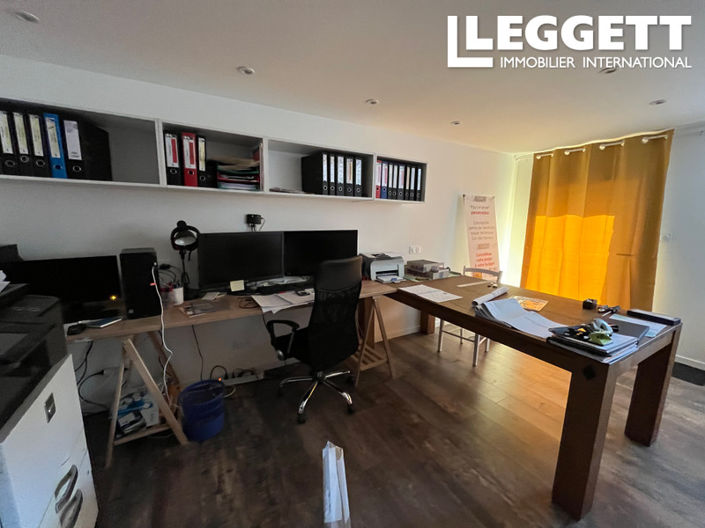 Image No.10-5 Bed House for sale