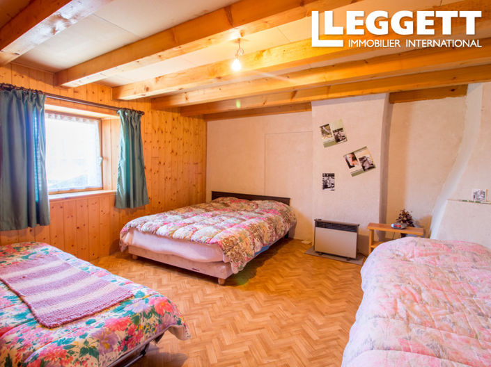 Image No.7-2 Bed House for sale