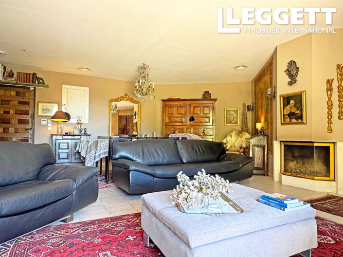 Image No.7-3 Bed House for sale