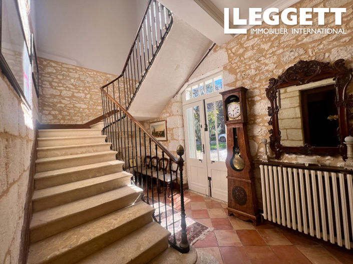 Image No.8-10 Bed Chateaux for sale