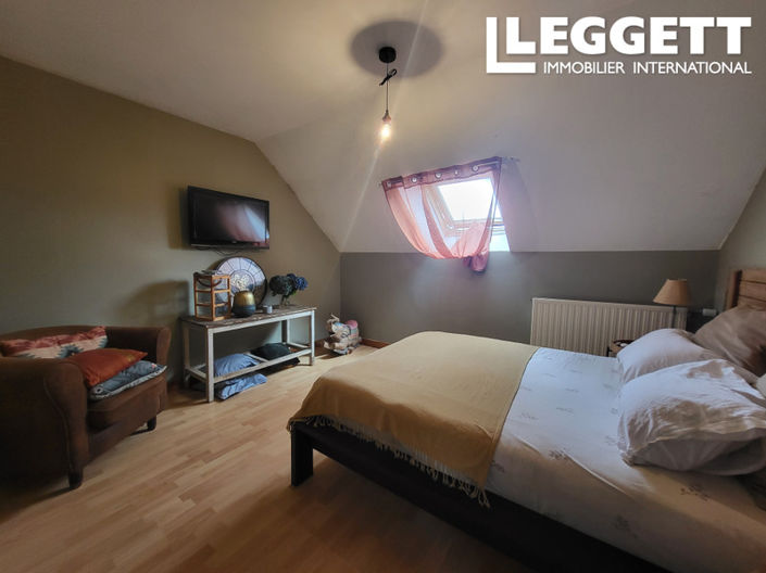 Image No.10-4 Bed House for sale