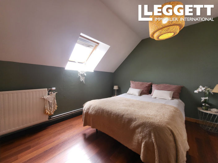 Image No.9-4 Bed House for sale