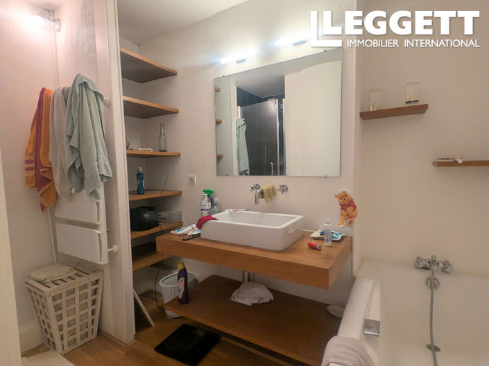 Image No.9-3 Bed House for sale