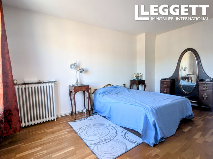 Image No.7-3 Bed House for sale