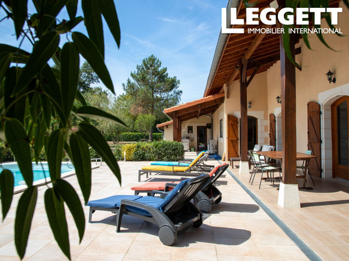 Image No.1-5 Bed House for sale