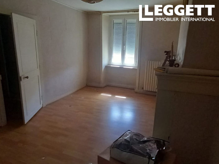 Image No.8-4 Bed House for sale