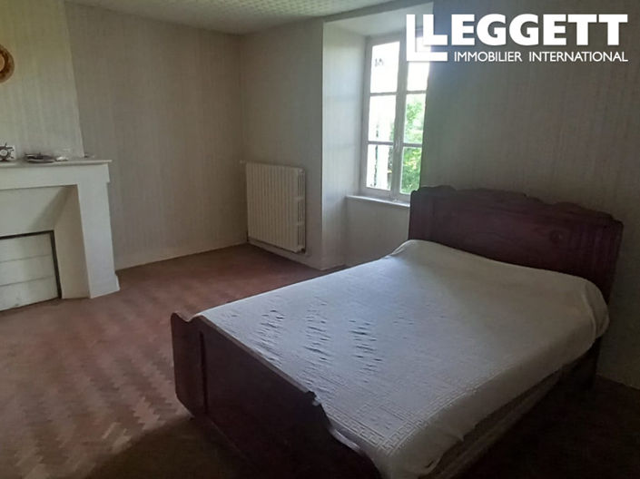 Image No.9-4 Bed House for sale