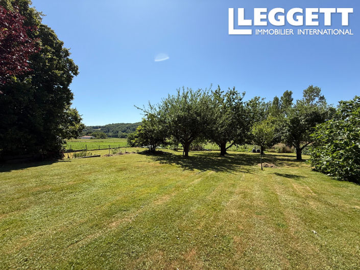 Image No.10-6 Bed House for sale