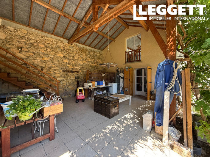 Image No.3-6 Bed House for sale