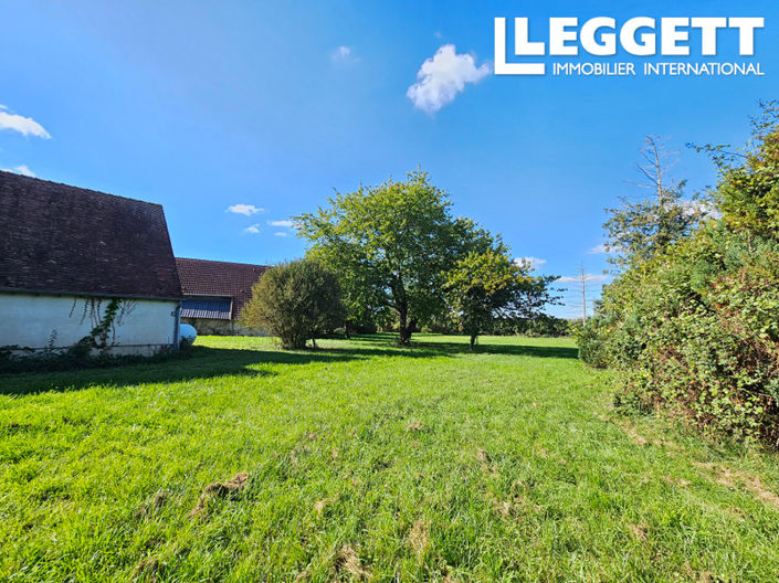 Image No.10-3 Bed House for sale