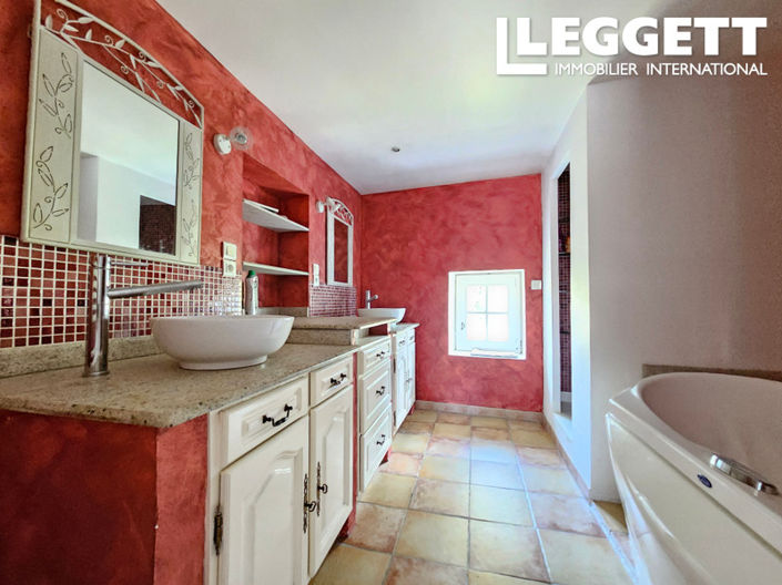 Image No.5-4 Bed House for sale