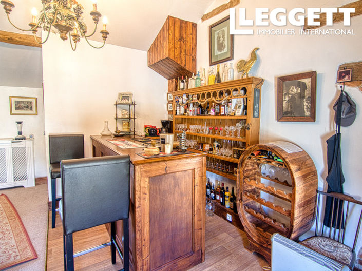 Image No.7-4 Bed House for sale