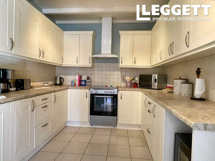 Image No.7-3 Bed House for sale