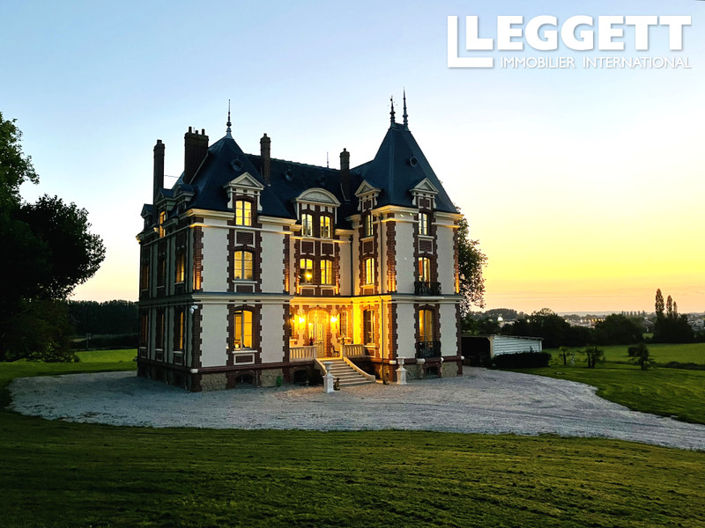 Image No.9-7 Bed Chateaux for sale