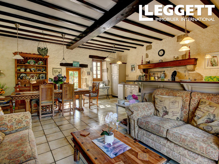 Image No.6-5 Bed House for sale