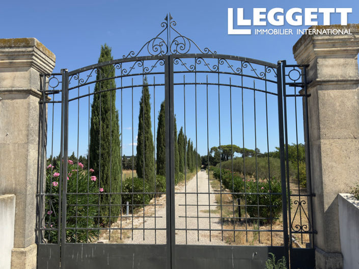 Image No.10-16 Bed House for sale