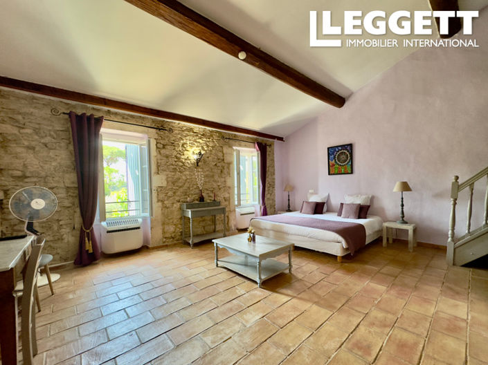 Image No.7-16 Bed House for sale