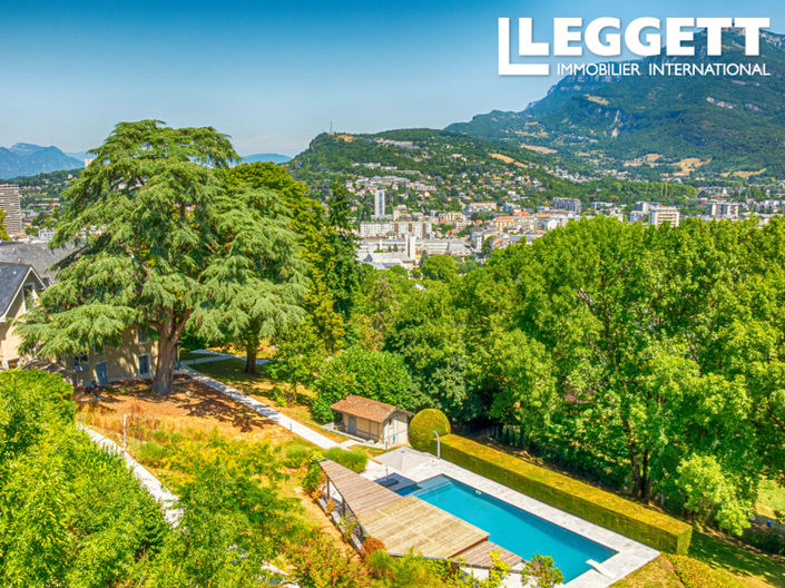 Image No.2-7 Bed House for sale