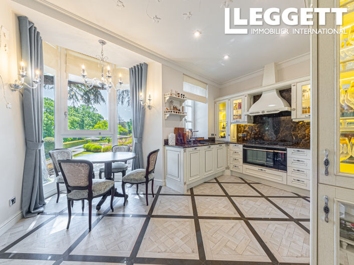 Image No.6-7 Bed House for sale