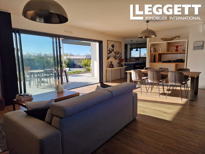 Image No.3-3 Bed House for sale