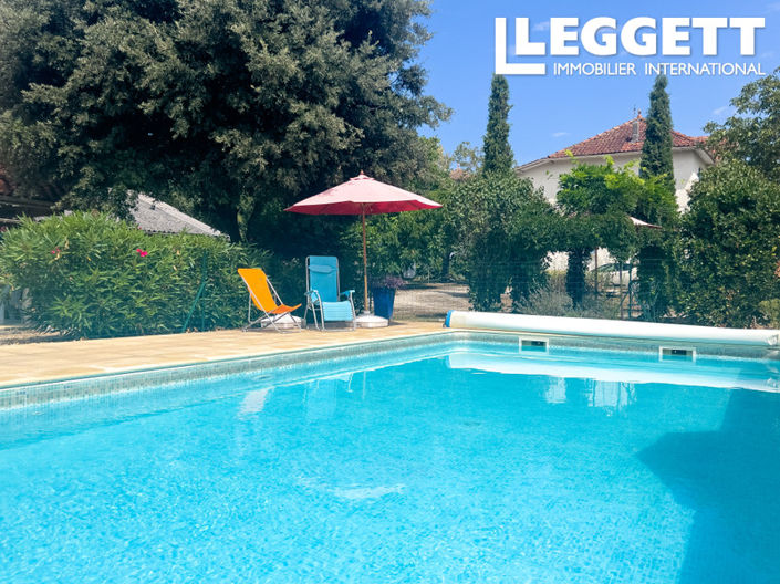 Image No.1-5 Bed House for sale