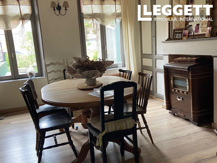 Image No.7-6 Bed House for sale