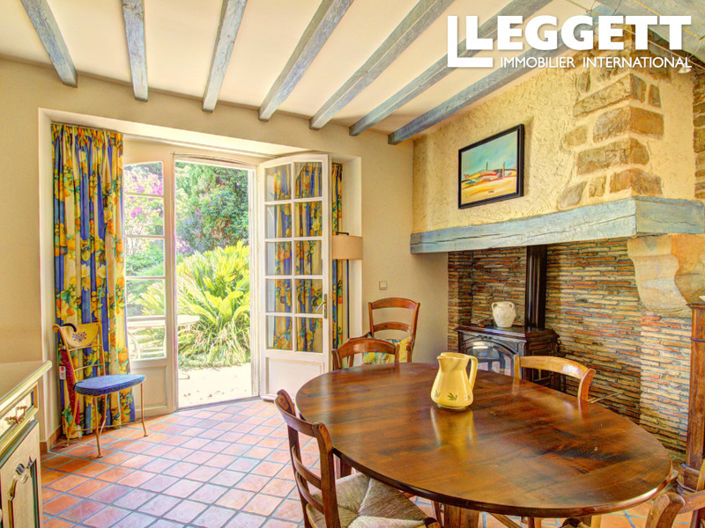 Image No.6-4 Bed House for sale