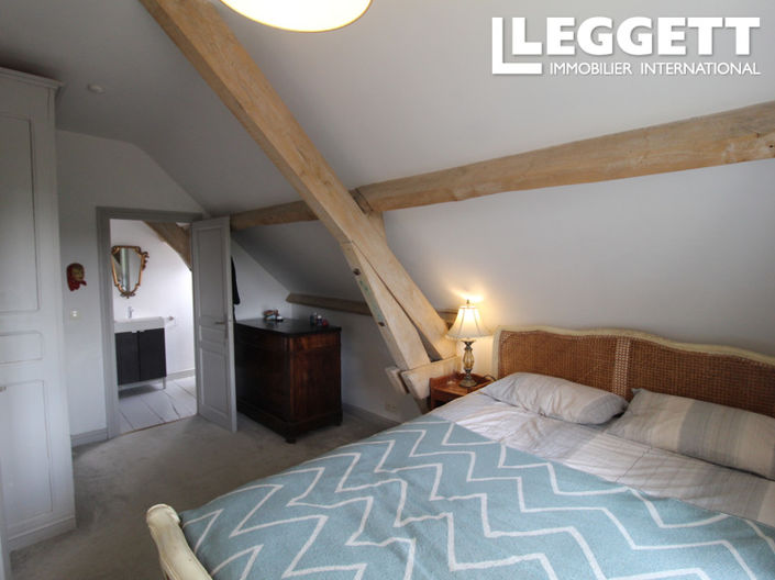 Image No.7-5 Bed House for sale