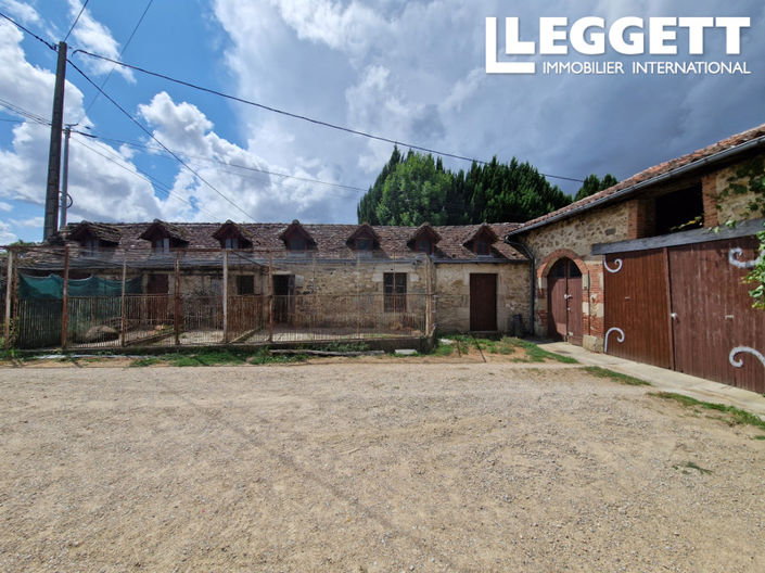 Image No.10-7 Bed House for sale