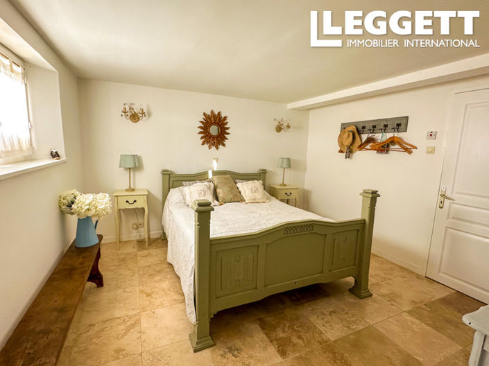 Image No.7-3 Bed House for sale