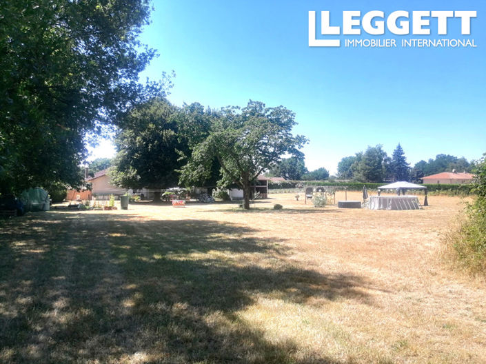 Image No.8-4 Bed House for sale