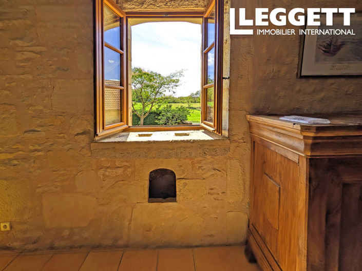 Image No.8-4 Bed House for sale