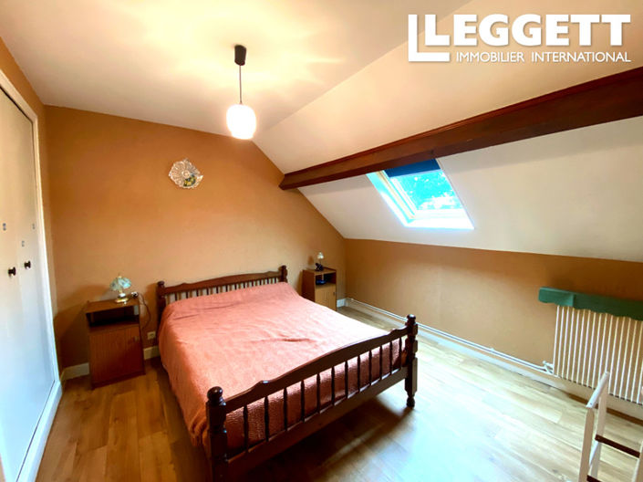 Image No.5-4 Bed House for sale