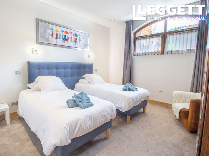 Image No.6-5 Bed Apartment for sale