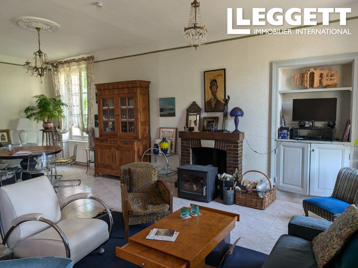 Image No.3-3 Bed House for sale