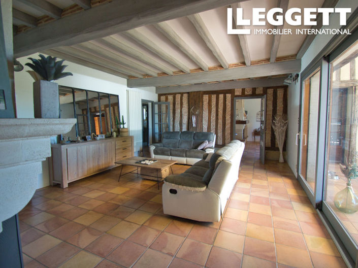 Image No.5-House for sale