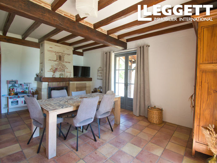 Image No.6-House for sale