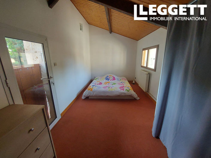 Image No.9-4 Bed House for sale