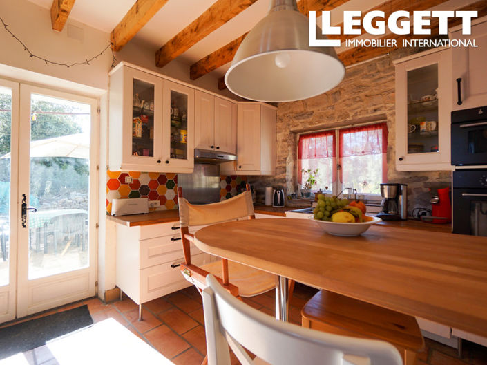 Image No.3-8 Bed House for sale