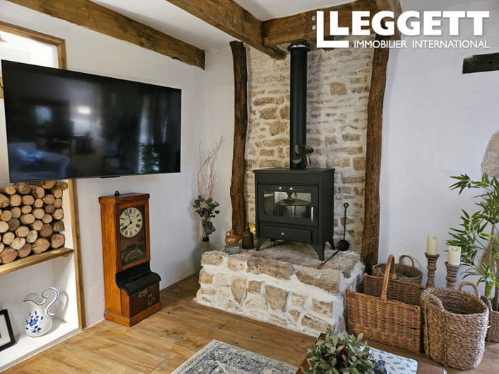 Image No.7-6 Bed House for sale