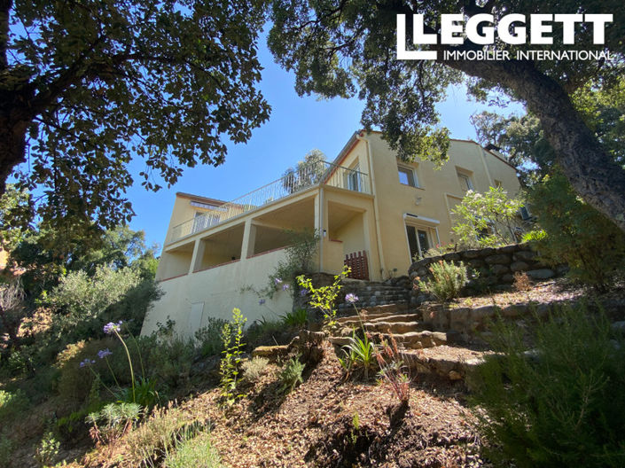 Image No.1-4 Bed House for sale