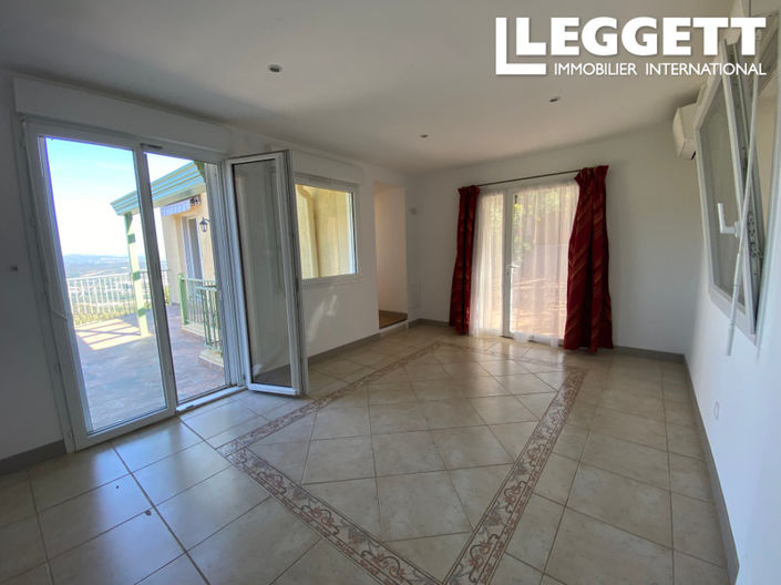 Image No.6-4 Bed House for sale