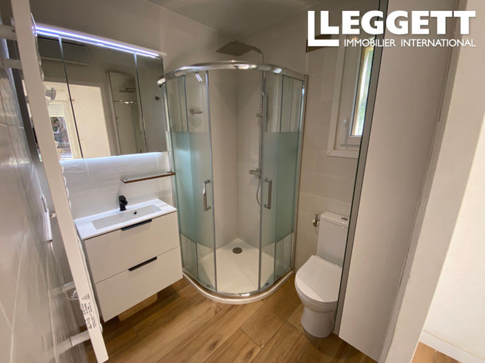 Image No.8-4 Bed House for sale